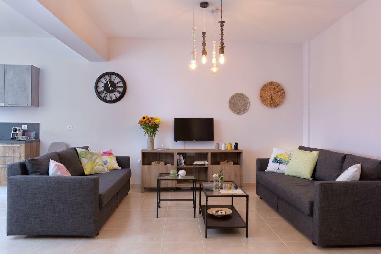Giorgos & Maria Villas Ágios Matthaíos Extérieur photo